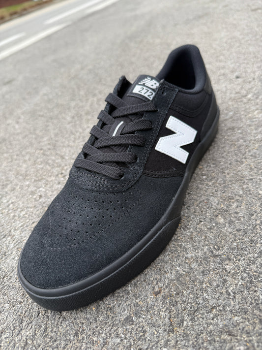 NB272 Wide (Black/Black)