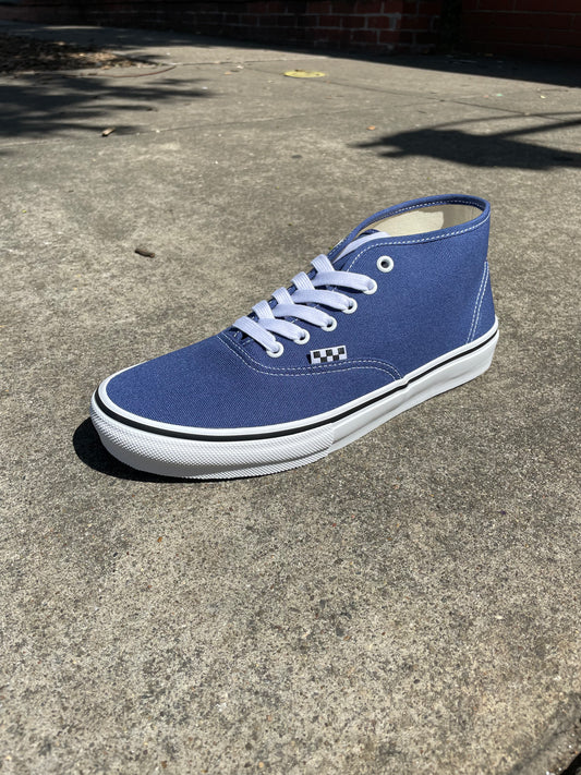 Skate Authentic Mid